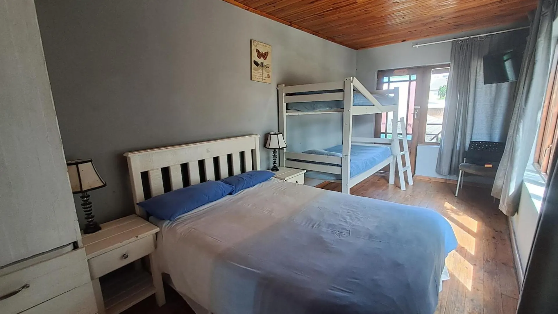 Ikhayalam Lodge Port Elizabeth Hostel