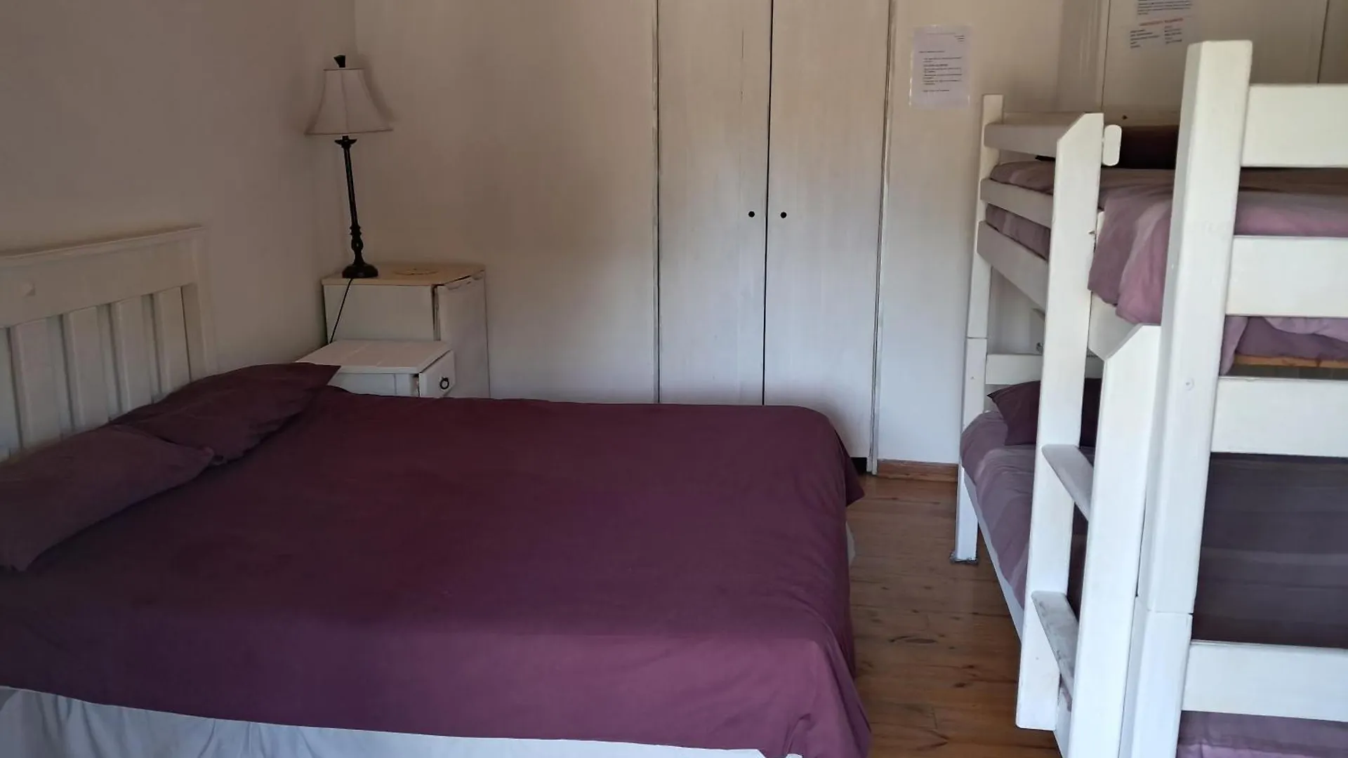 Ikhayalam Lodge Port Elizabeth Hostel