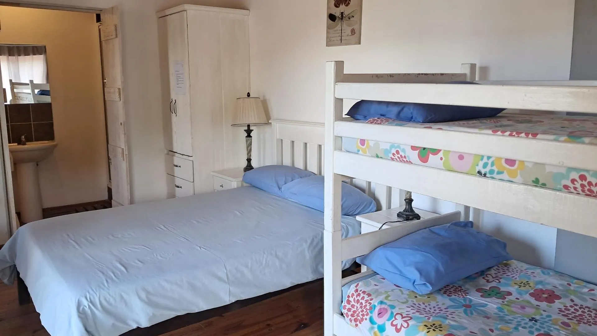 Hostel Ikhayalam Lodge Port Elizabeth South Africa